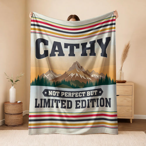 Not Perfect But Limited Edition Vintage Mountain Fleece Blanket CATHY 13K1 BK45
