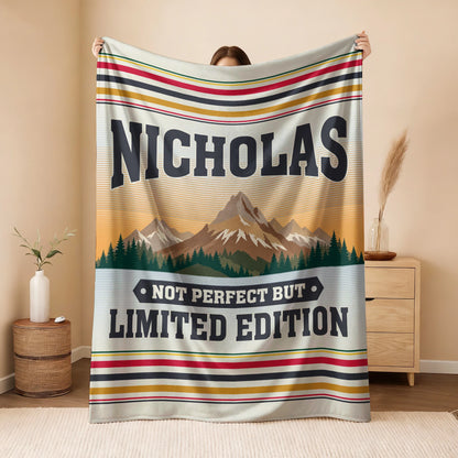 Not Perfect But Limited Edition Vintage Mountain Fleece Blanket NICHOLAS 13K1 BK45