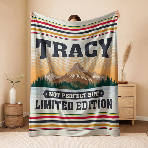 Not Perfect But Limited Edition Vintage Mountain Fleece Blanket TRACY 13K1 BK45