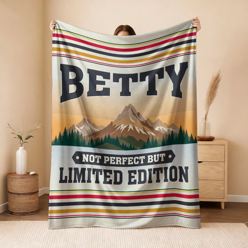 Not Perfect But Limited Edition Vintage Mountain Fleece Blanket BETTY 13K1 BK45