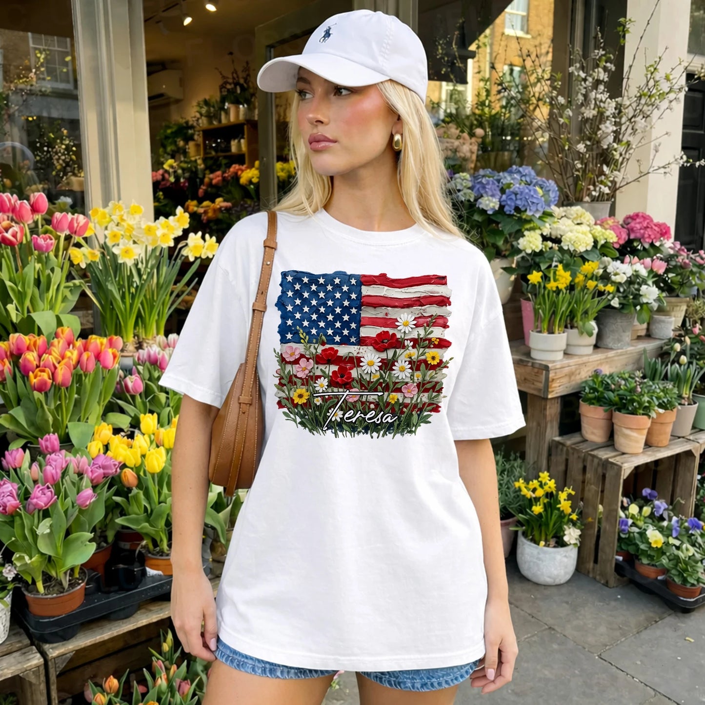 TERESA 13K1-549 Personalize Name - Design American flag and flowers