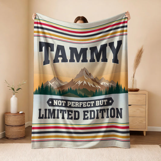 Not Perfect But Limited Edition Vintage Mountain Fleece Blanket TAMMY 13K1 BK45